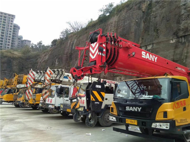 滨城区吊车出租按什么计费？台班费、单次费、里程费怎么算？